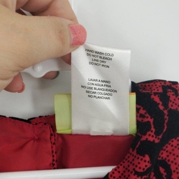 Penelope Mack Ruffle Tiered Velvet Floral Print Christmas Dress Size 2T - Picture 6 of 6